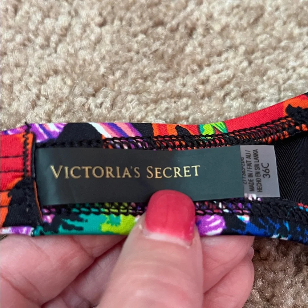 Victoria’s Secret Miraculous Bombshell Very Sexy Leopard Floral Bikini Top